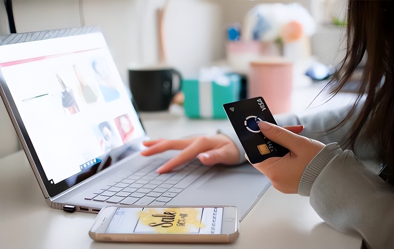 2022年生意越来越难做，为啥14亿人都带不动消费？4个原因很现实